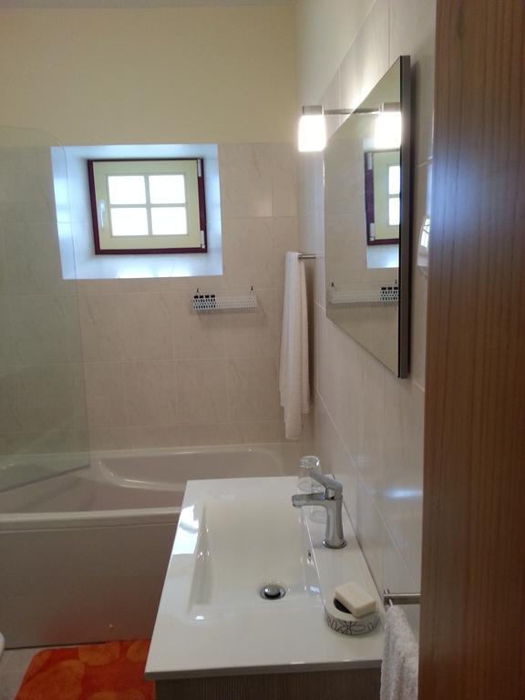 Quinta Da Cardal Guest House Vila Verde  Phòng bức ảnh